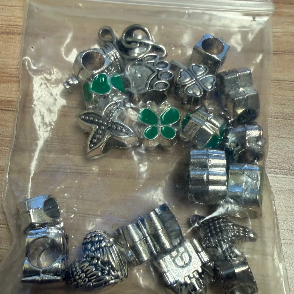 DIY Jewelry Making Kit Beads Charms Bracelet‎ Necklace Pendant Craft Supplies